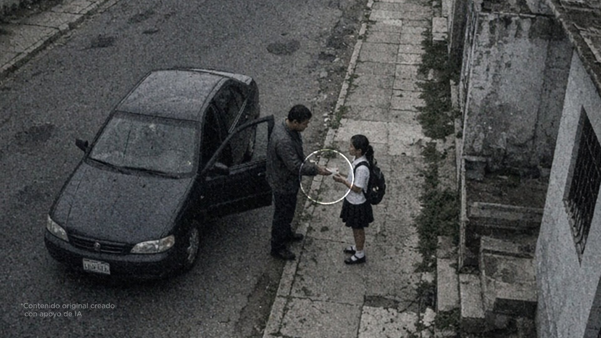 Así engañan a las niñas para llevárselas. Enséñaselo a tu hija
